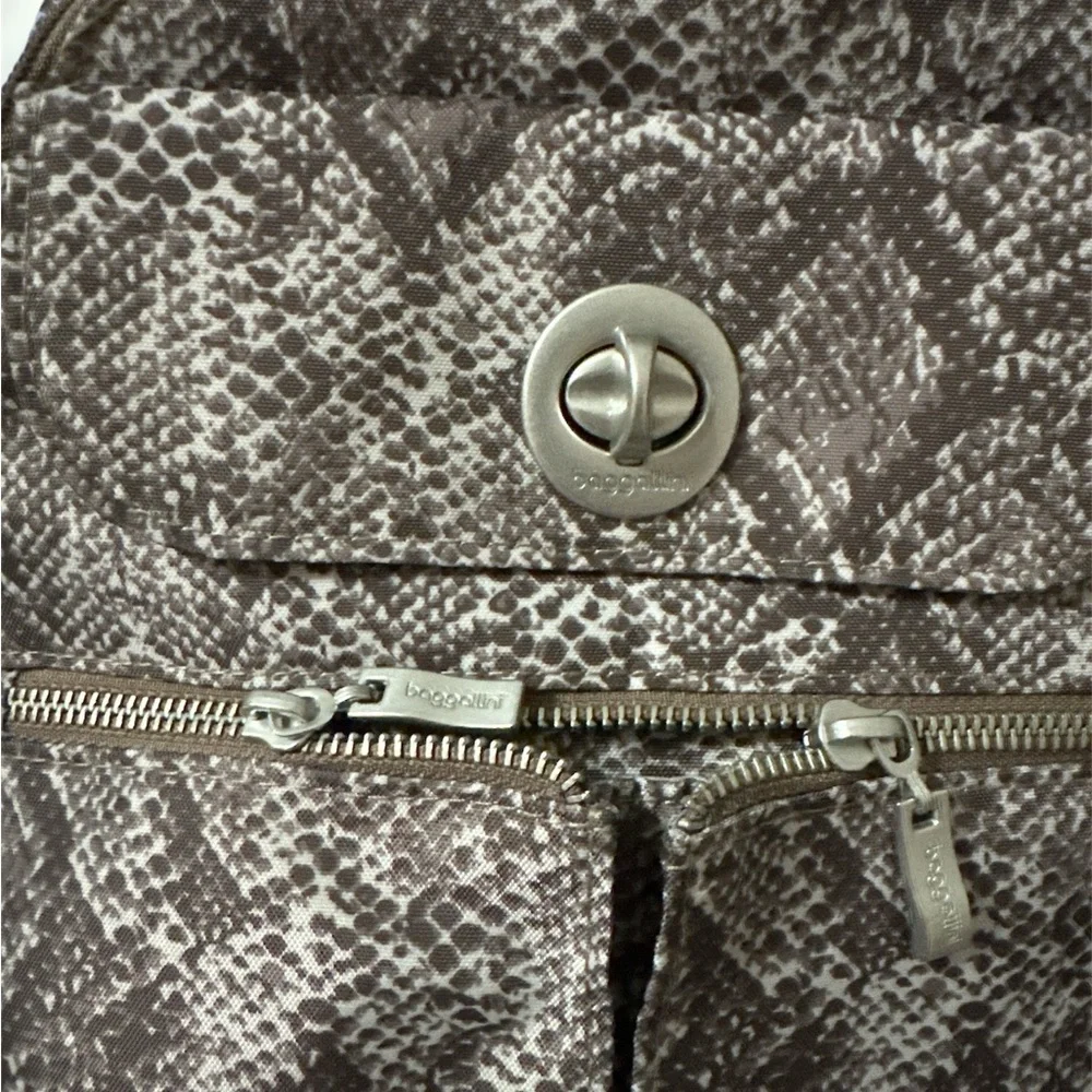 Naples Convertible Backpack brand new gorgeous ⭐️